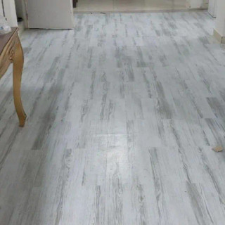 کفپوش تایلی لمینتی درجه سه
